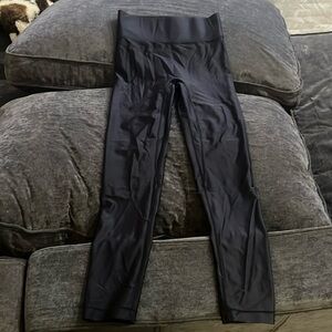 All access - shiny leggings